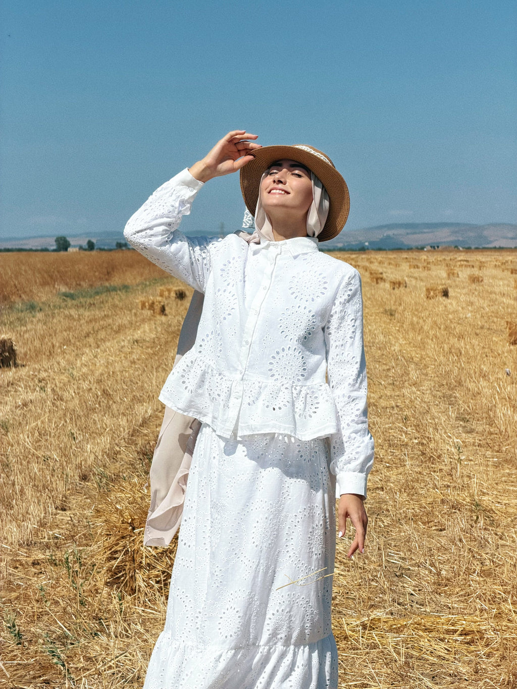 Set en Broderie Anglaise – Voile de Coton