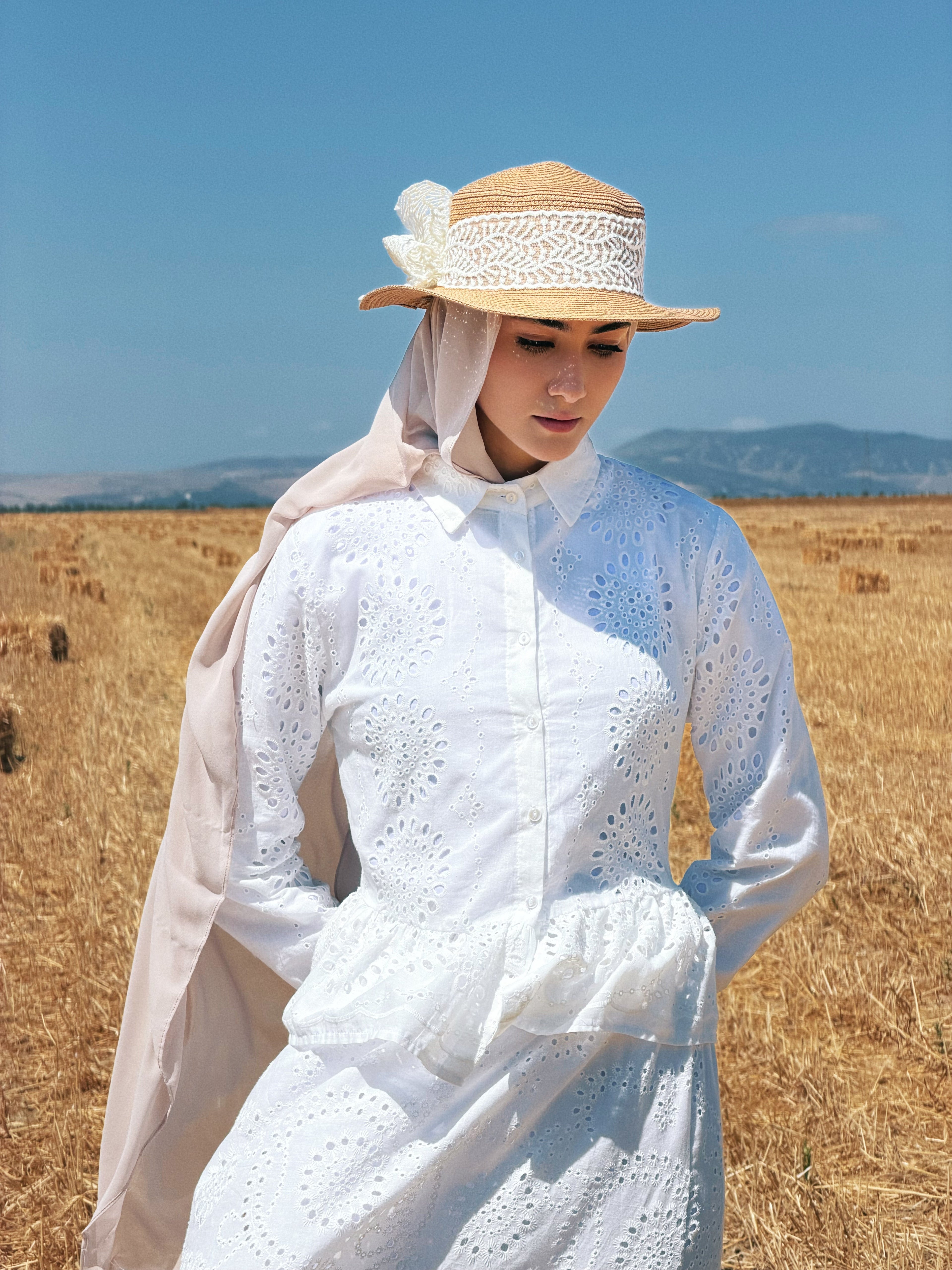 Set en Broderie Anglaise – Voile de Coton