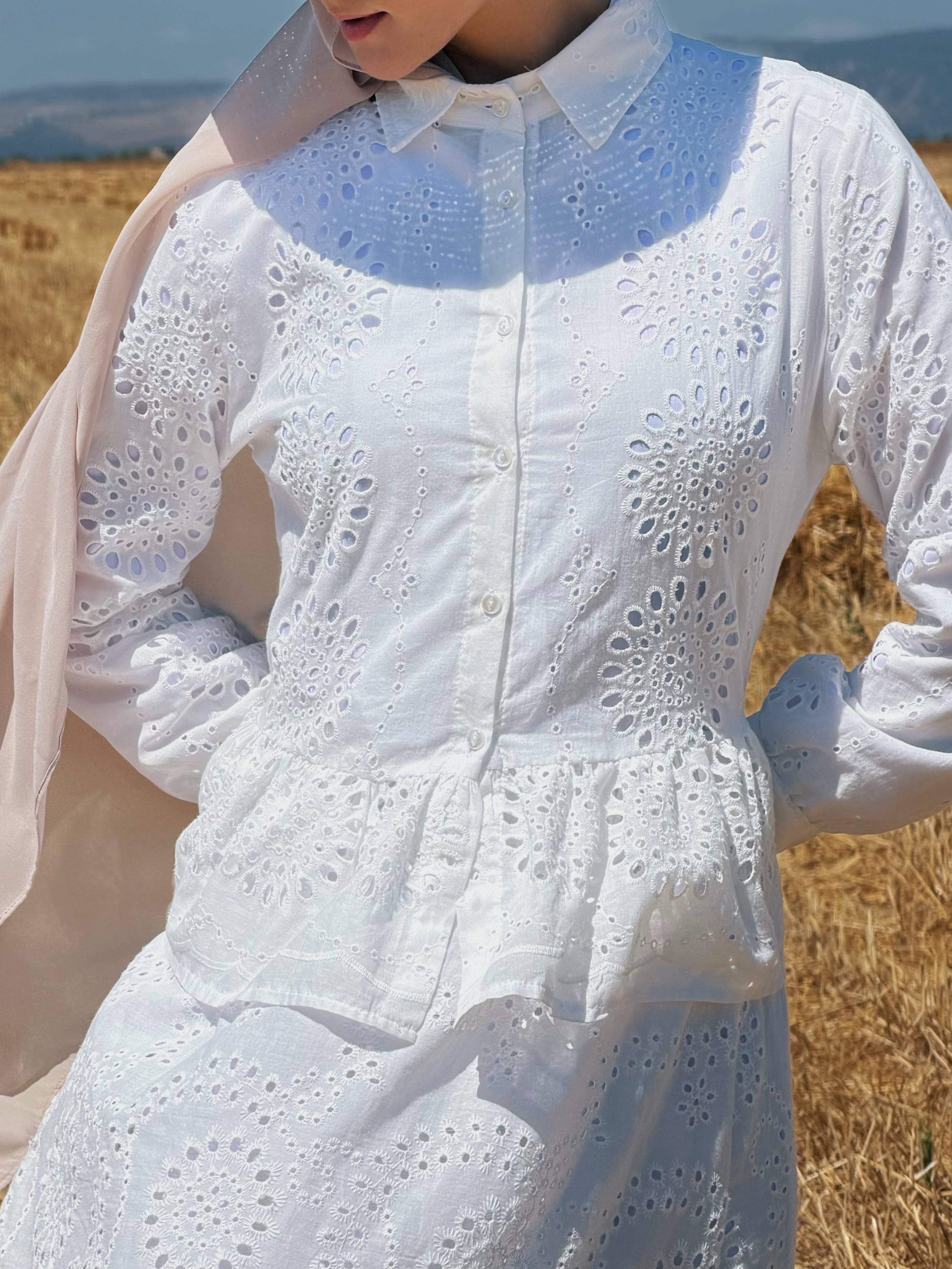 Set en Broderie Anglaise – Voile de Coton